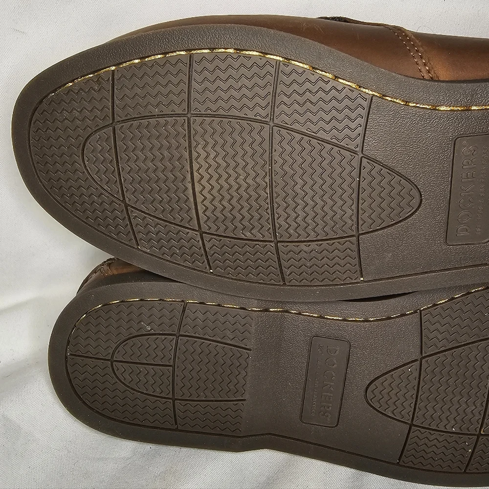 Dockers Classic Leather Boat Shoes Size 10.5 Brown Preppy Quiet Luxury Old Money